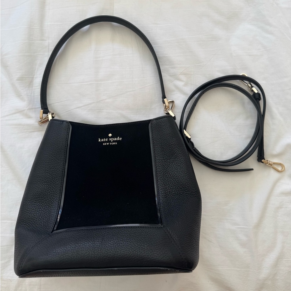 Kate Spade Black and Gold Shoulder Bag